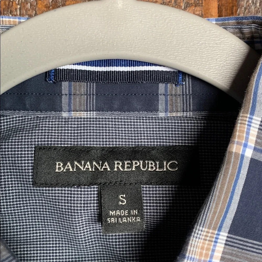 Banana Republic mens button up shirt size small navy preppy business casual